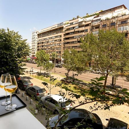 Downtown Oasis: Central Apartments With Cozy Charm Bukarest Eksteriør billede